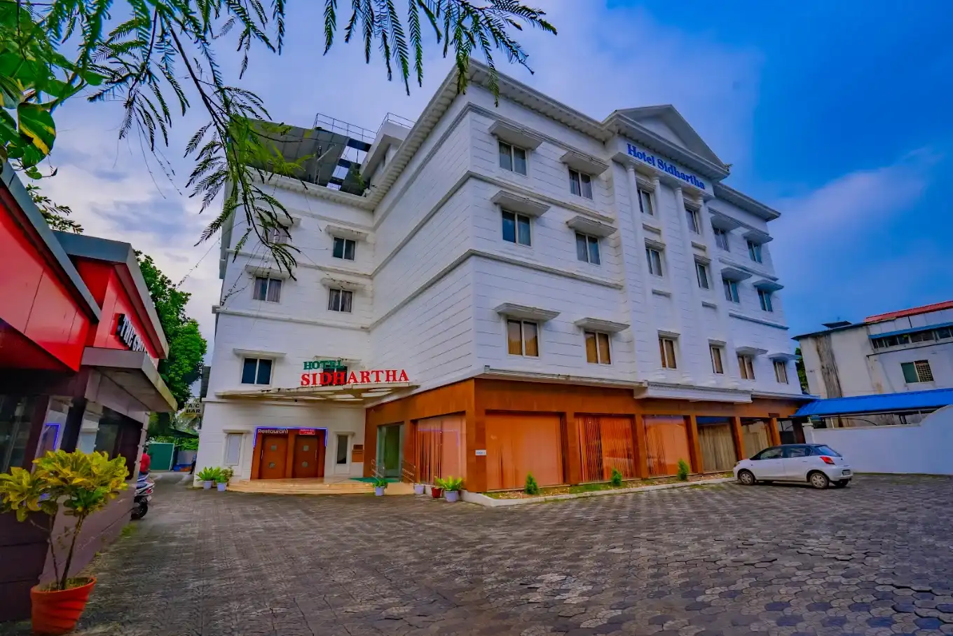 Hotel Sidhartha - Banquet Hall