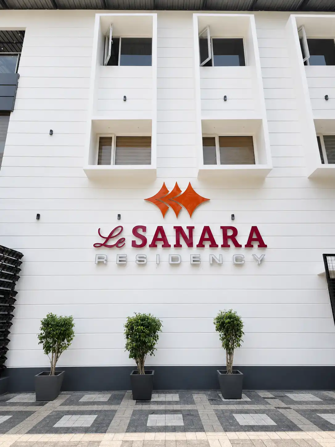 Le Sanara Residency - Banquet Hall