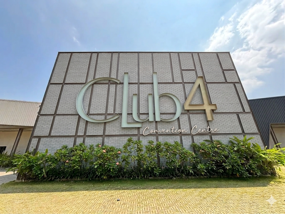 Club 4 Convention Center